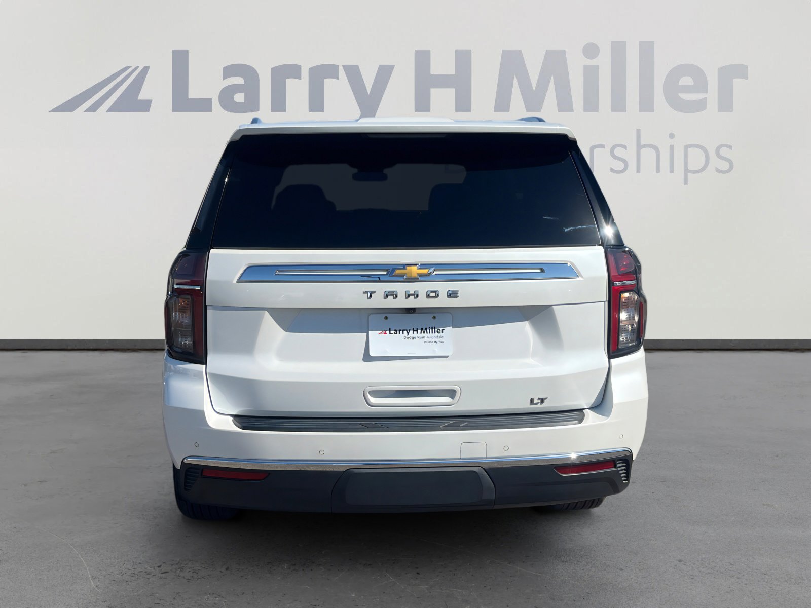 Used 2024 Chevrolet Tahoe LT w/ Luxury Package image 4