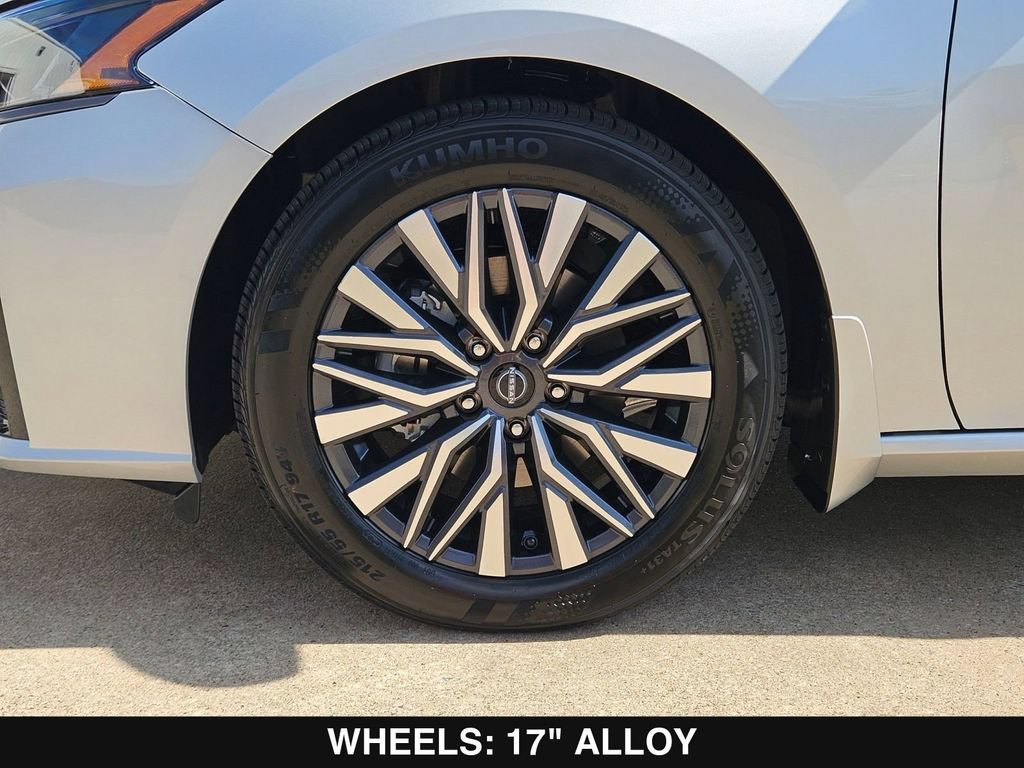 New 2026 Nissan Altima 2.5 SV FWD image 27