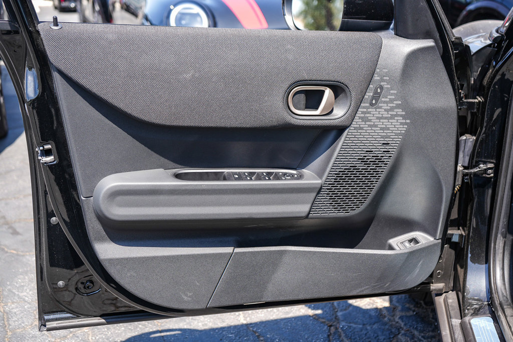 Used 2026 MINI Cooper 4-Door Hardtop FWD image 24