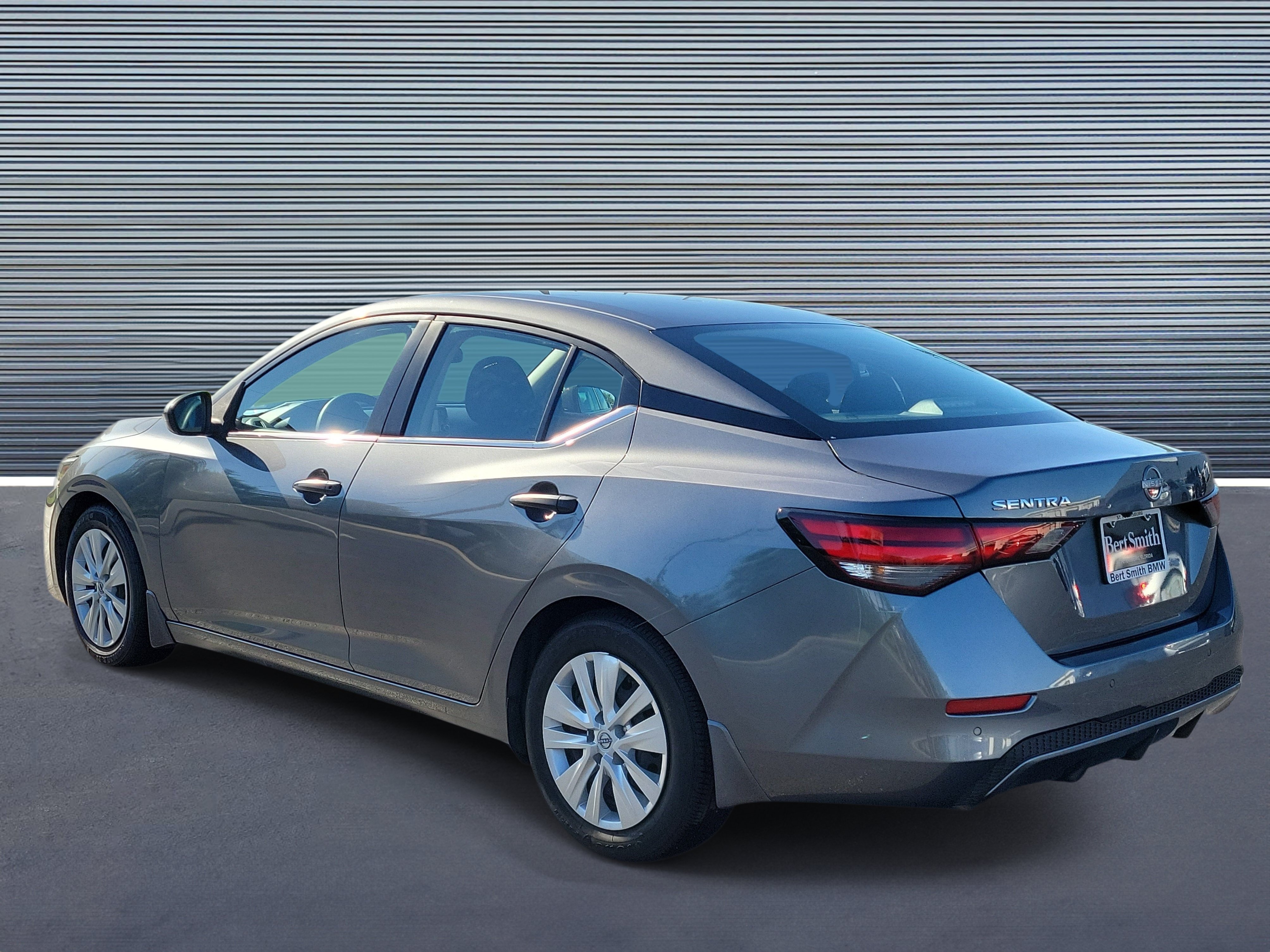 Used 2025 Nissan Sentra S FWD image 4