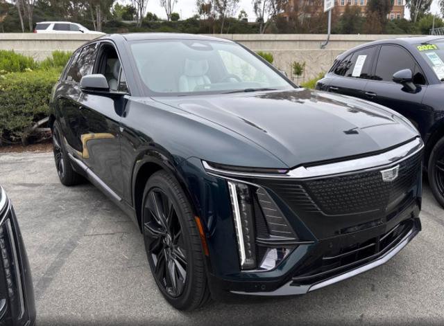 Used 2024 Cadillac Lyriq Sport AWD/4WD image 1