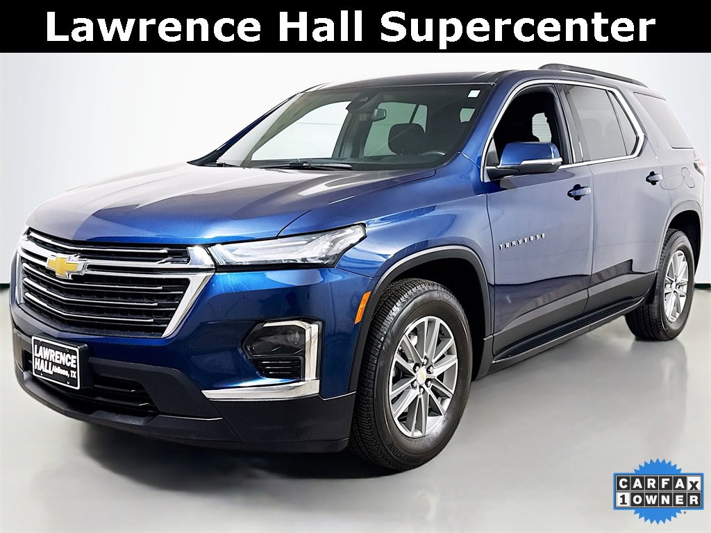 Used 2023 Chevrolet Traverse LT image 1