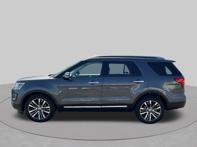 Used 2017 Ford Explorer Platinum AWD/4WD image 6
