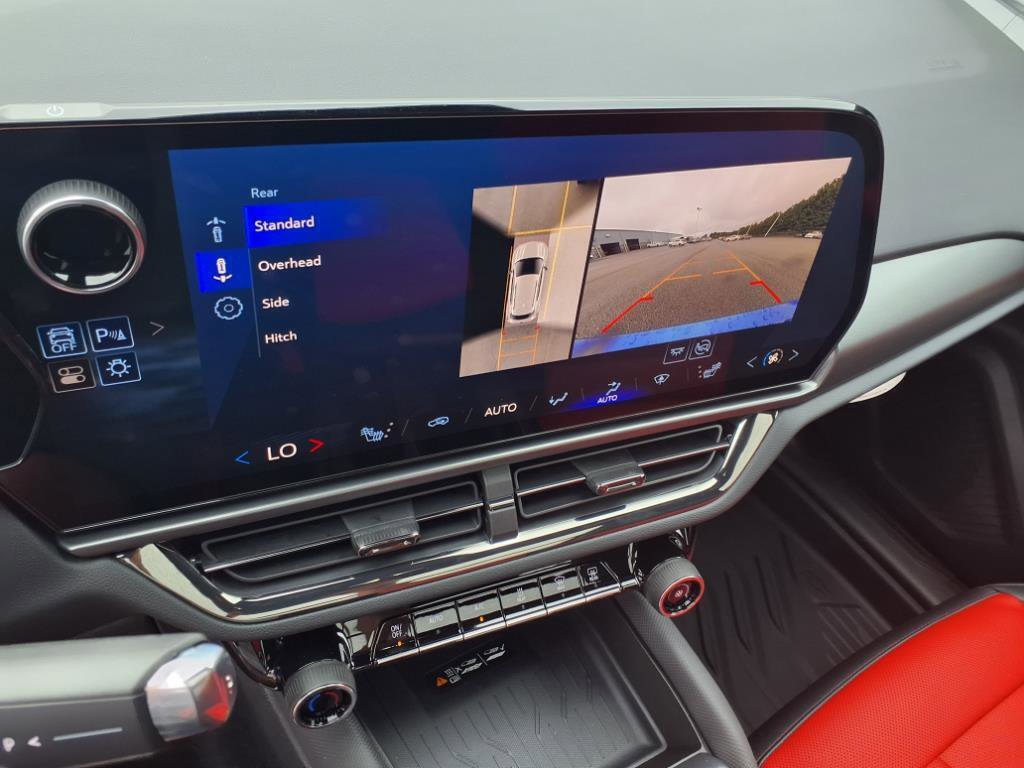 New 2025 Chevrolet Equinox EV RS image 10