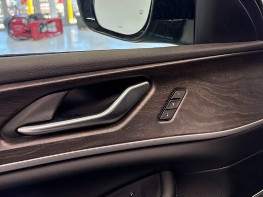 New 2026 Jeep Grand Cherokee Limited AWD/4WD image 19
