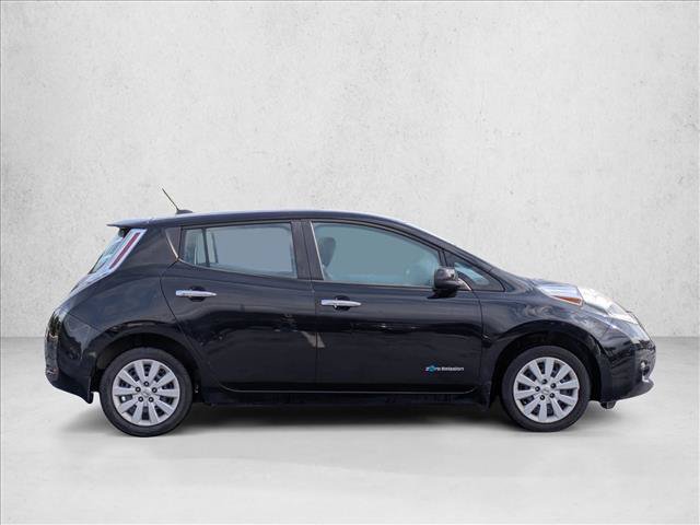 Used 2013 Nissan Leaf S w/ Charger Pkg FWD image 4