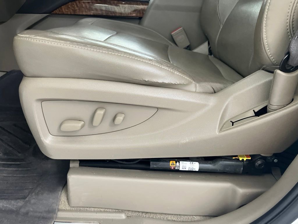 Used 2019 Chevrolet Suburban Premier AWD/4WD image 53