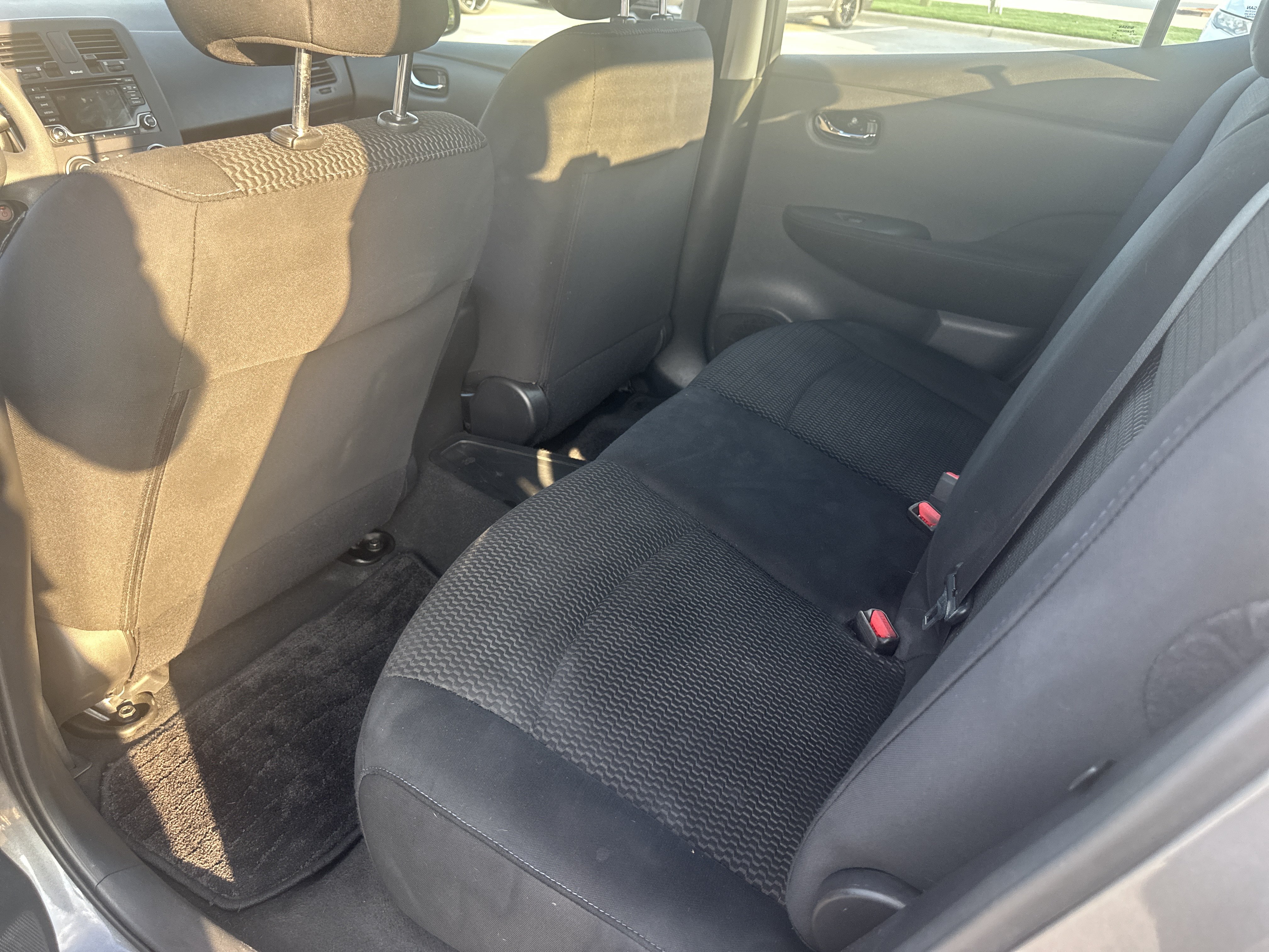 Used 2016 Nissan Leaf S w/ Charger Package FWD image 11