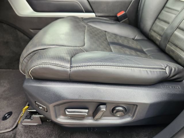 Used 2025 Toyota Sequoia Capstone image 17