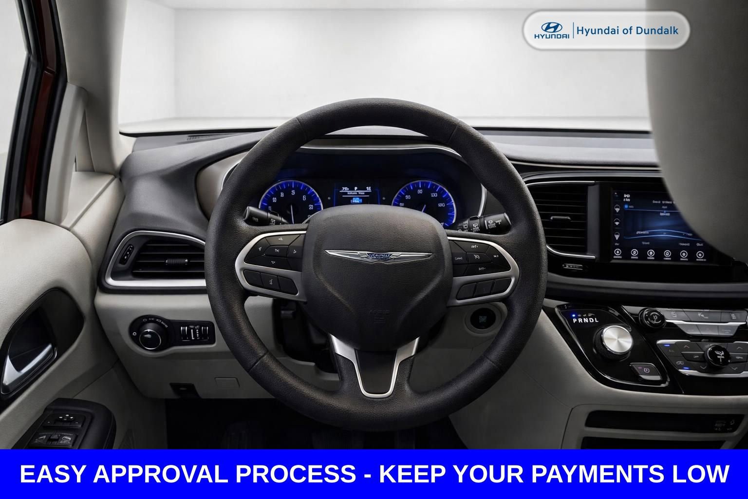 Used 2020 Chrysler Voyager LX FWD image 14