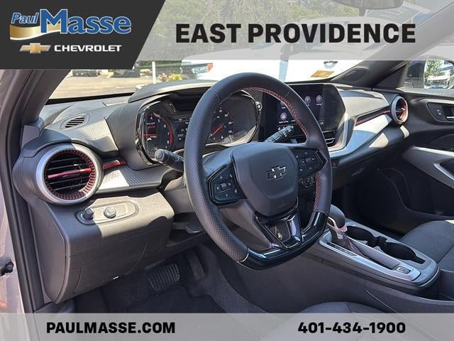 Certified 2025 Chevrolet Trax RS w/ Driver Confidence Package FWD image 10