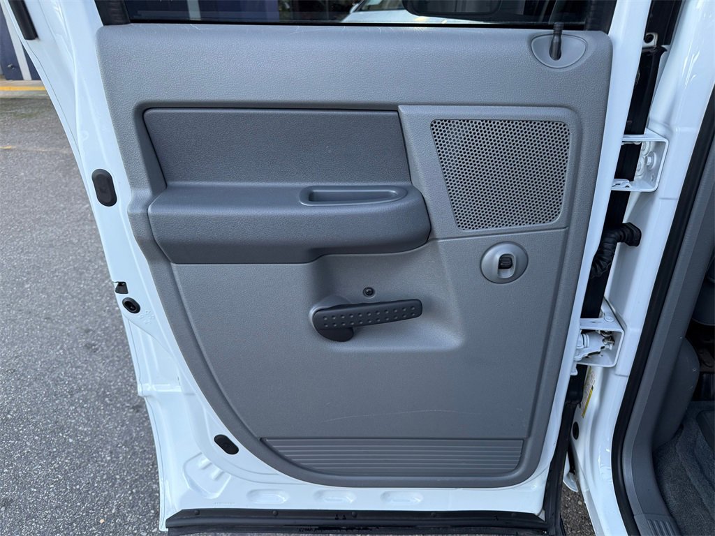 Used 2007 Dodge Ram 3500 Truck SLT w/ Quad Cab Big Horn Value Group image 27