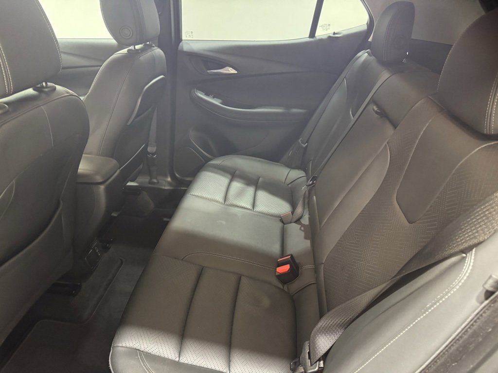 Used 2020 Buick Encore GX Essence image 21