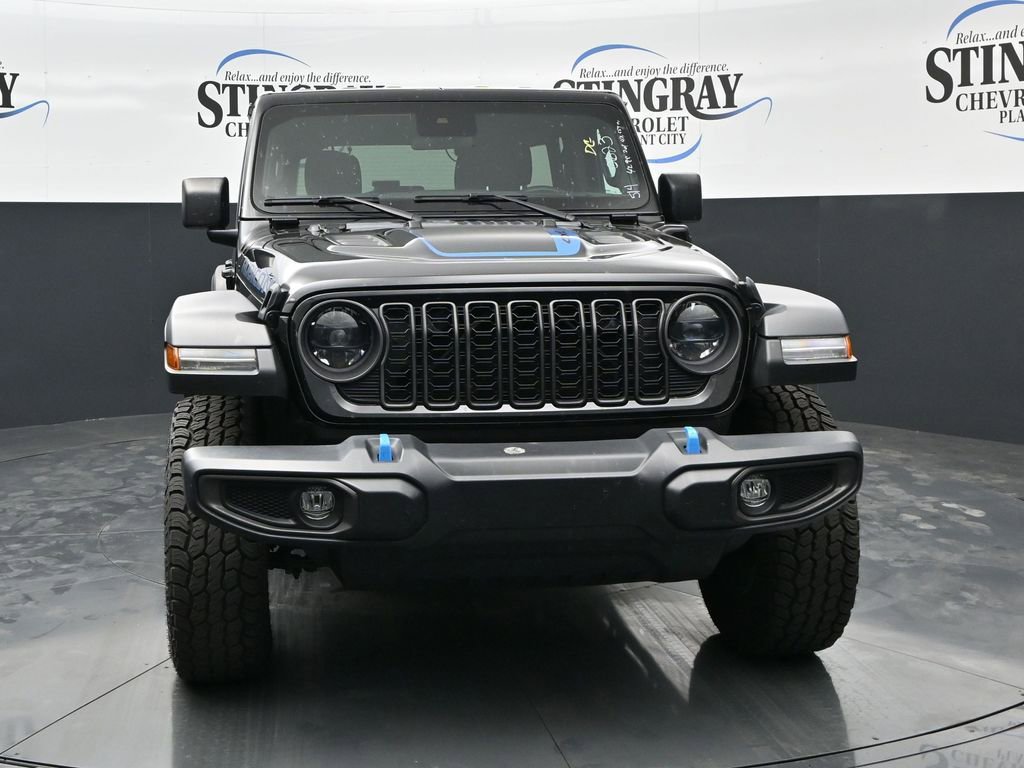 Used 2024 Jeep Wrangler Unlimited Rubicon 4xe AWD/4WD image 2