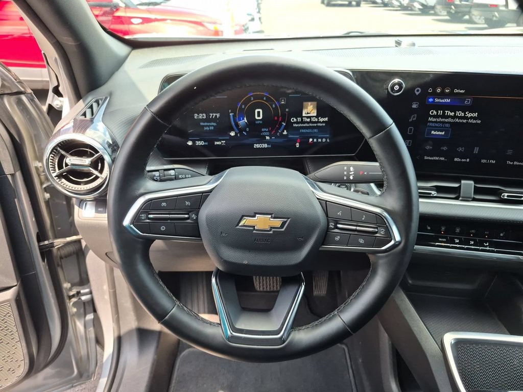 Used 2025 Chevrolet Equinox LT AWD/4WD image 23