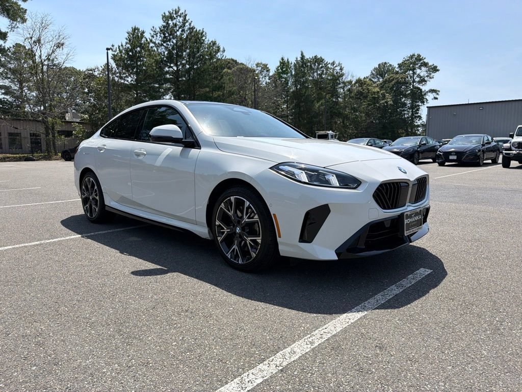 Used 2025 BMW 228i xDrive w/ Premium Package AWD/4WD image 4