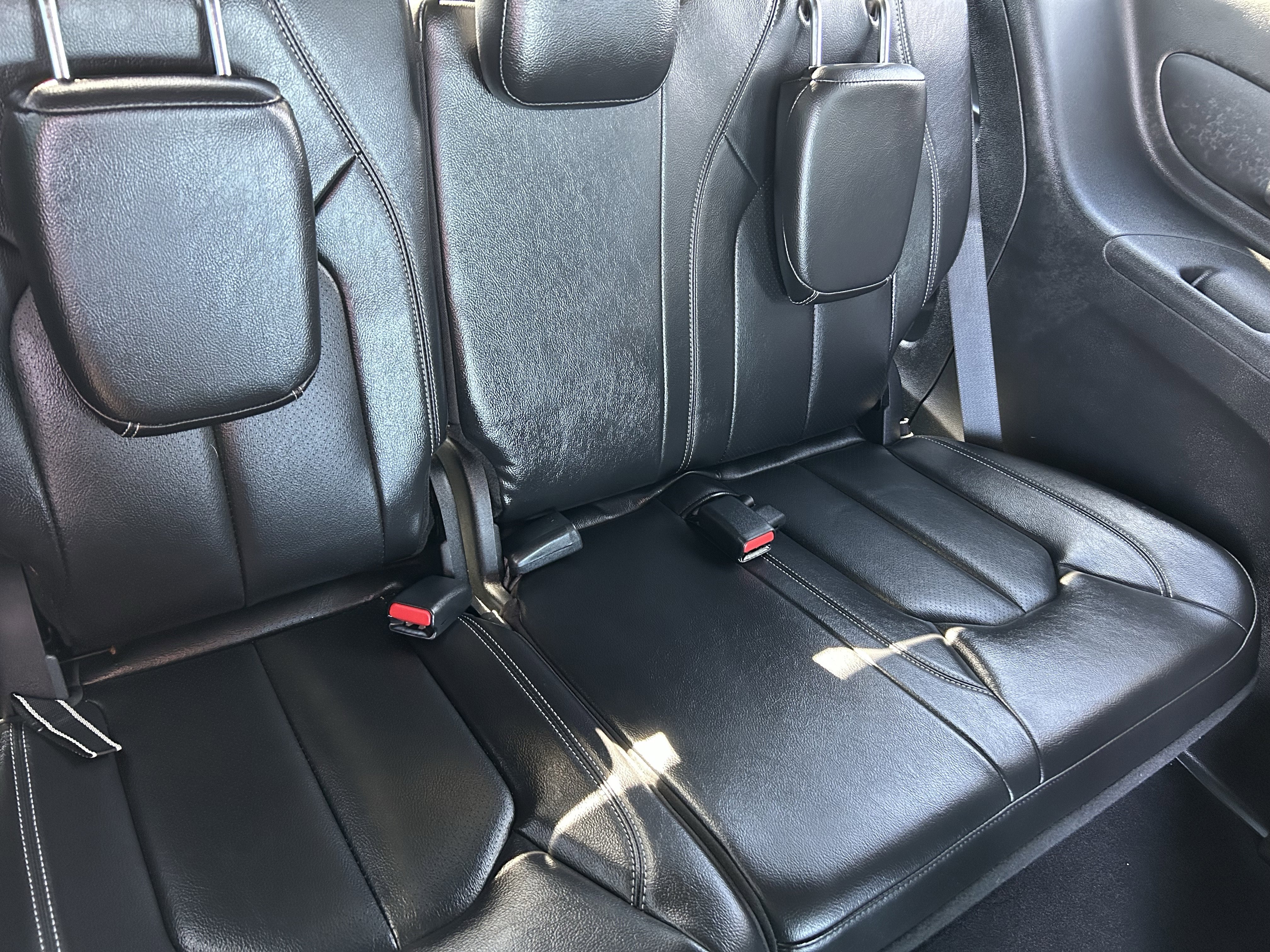 Certified 2022 Chrysler Pacifica Touring-L w/ S Appearance Package image 13