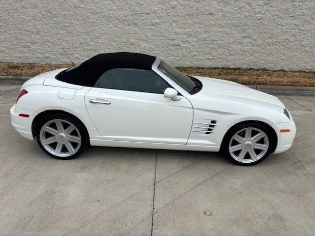 Used 2005 Chrysler Crossfire Limited image 27