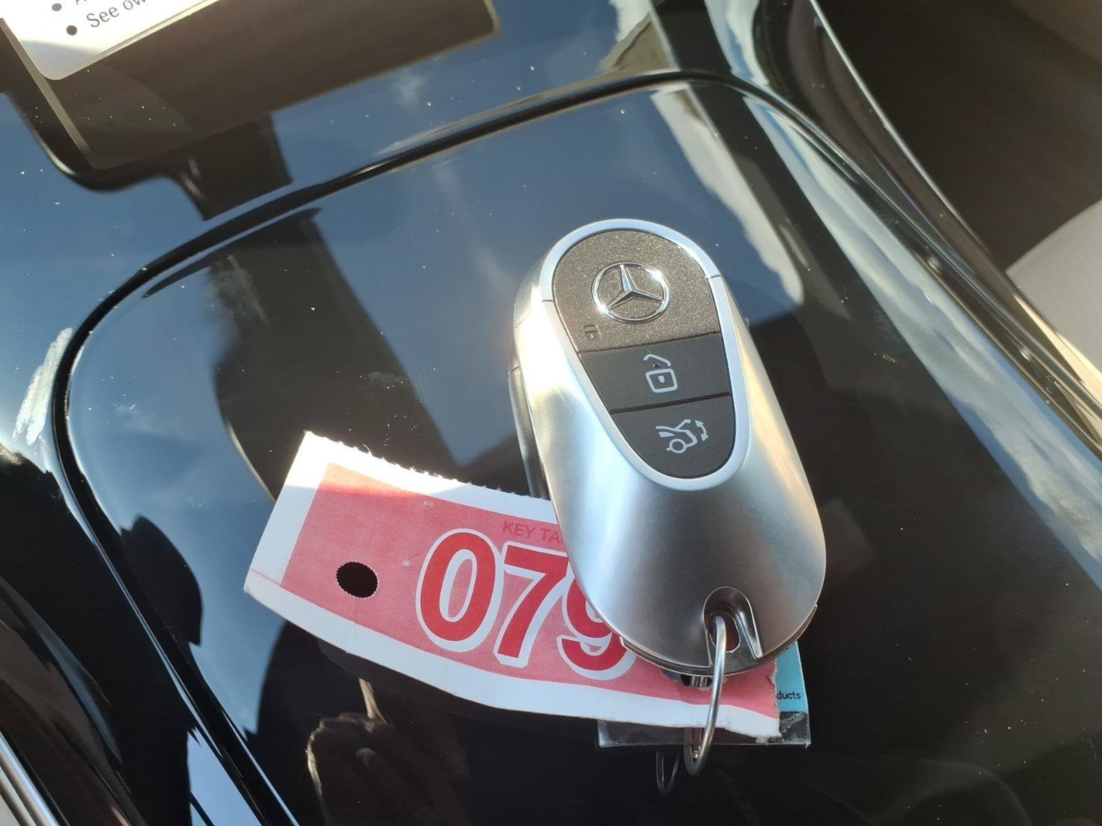 New 2026 Mercedes-Benz GLC 300 4MATIC image 28