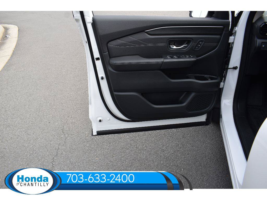 New 2026 Honda Pilot Touring image 25