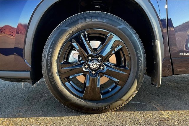 Used 2020 Toyota Highlander LE image 33