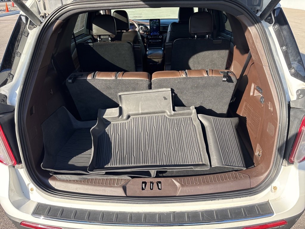 Used 2021 Ford Explorer King Ranch w/ Premium Technology Package image 27