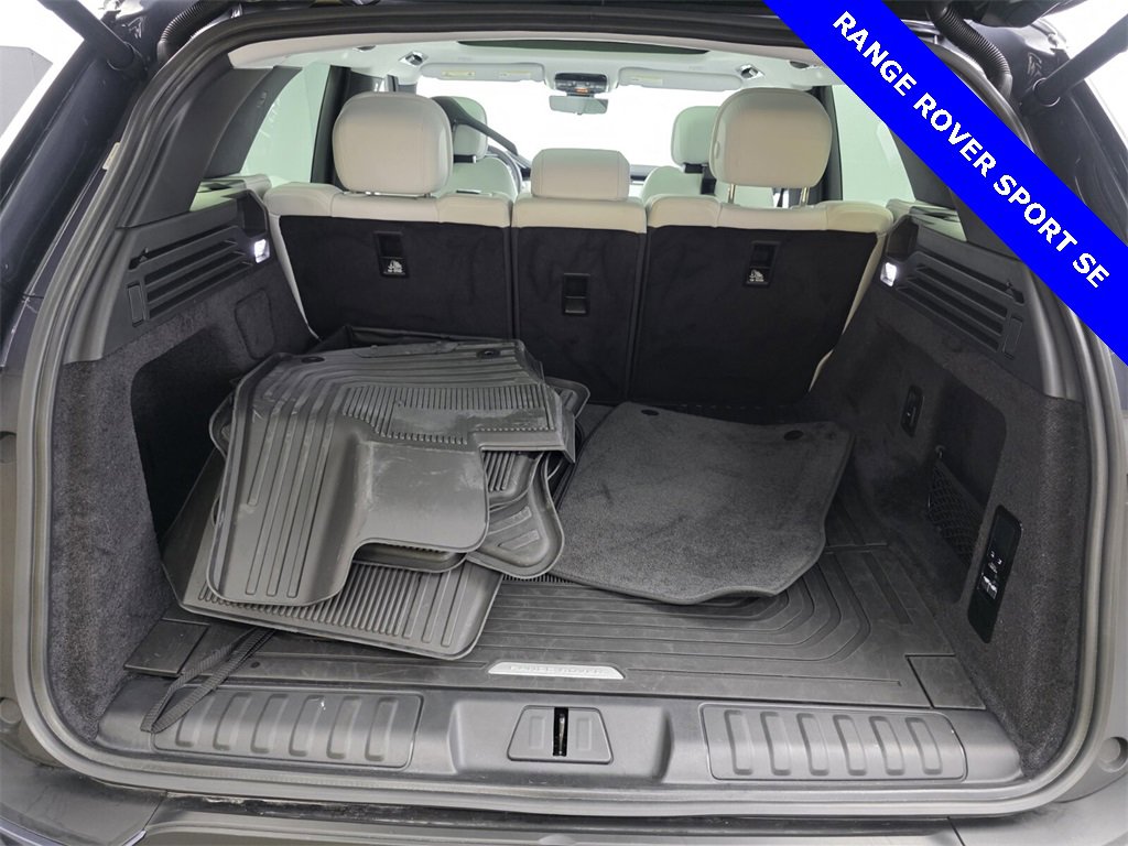 Used 2024 Land Rover Range Rover Sport SE image 17