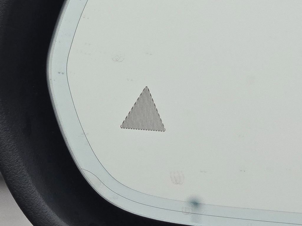 Used 2025 Mercedes-Benz CLA 250 4MATIC image 9