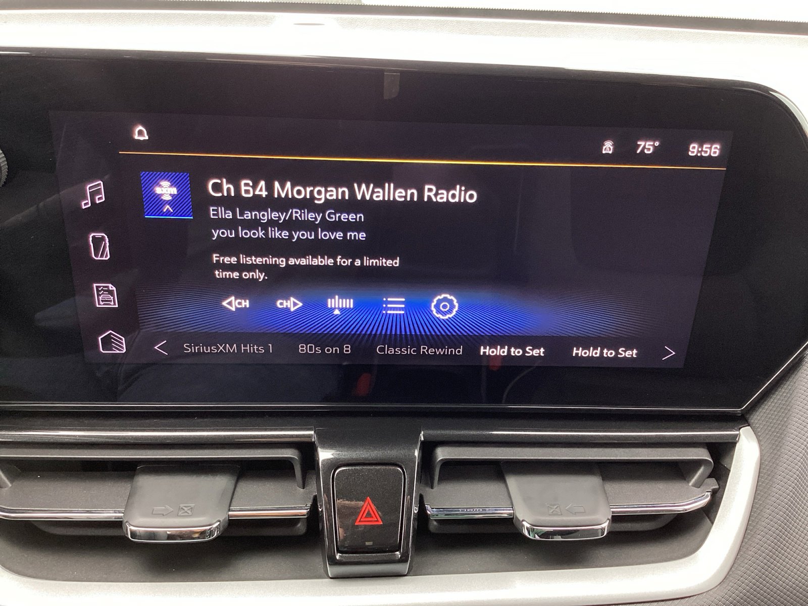 Used 2025 Chevrolet TrailBlazer LT FWD image 20