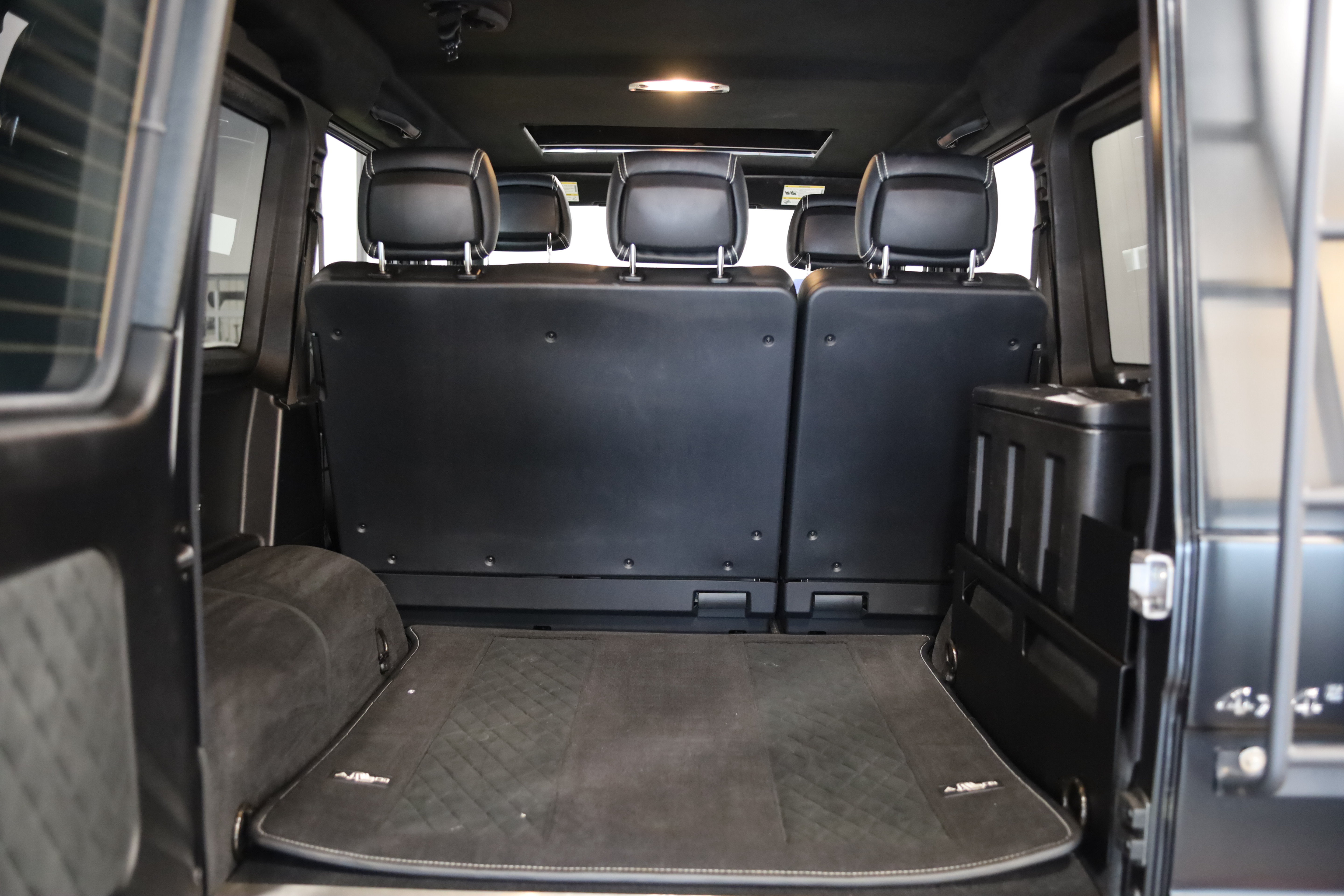 Used 2018 Mercedes-Benz G 550 Squared image 8