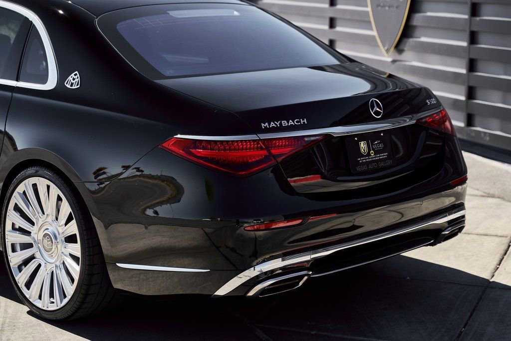 Used 2021 Mercedes-Benz Maybach S 580 4MATIC image 9