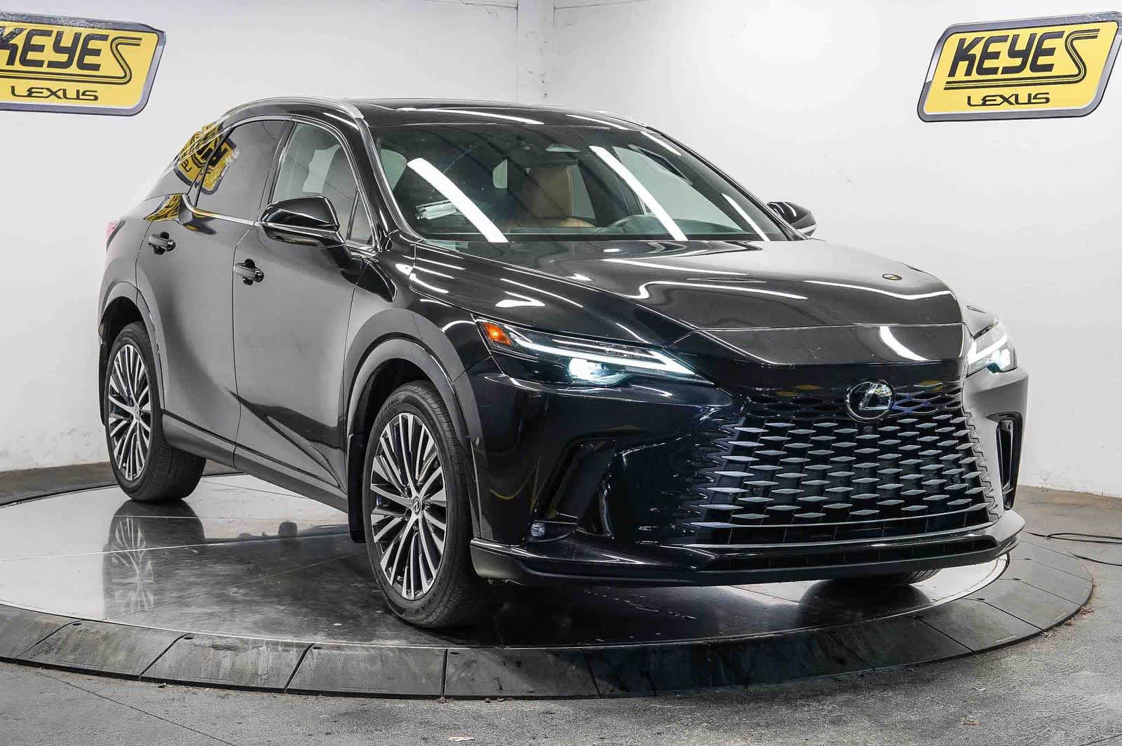 Used 2024 Lexus RX 350 Premium Plus w/ Convenience Package FWD image 5