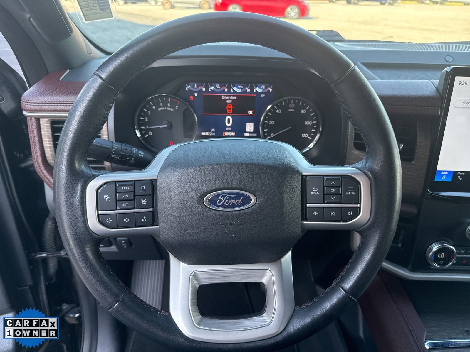 Used 2024 Ford Expedition Limited image 11