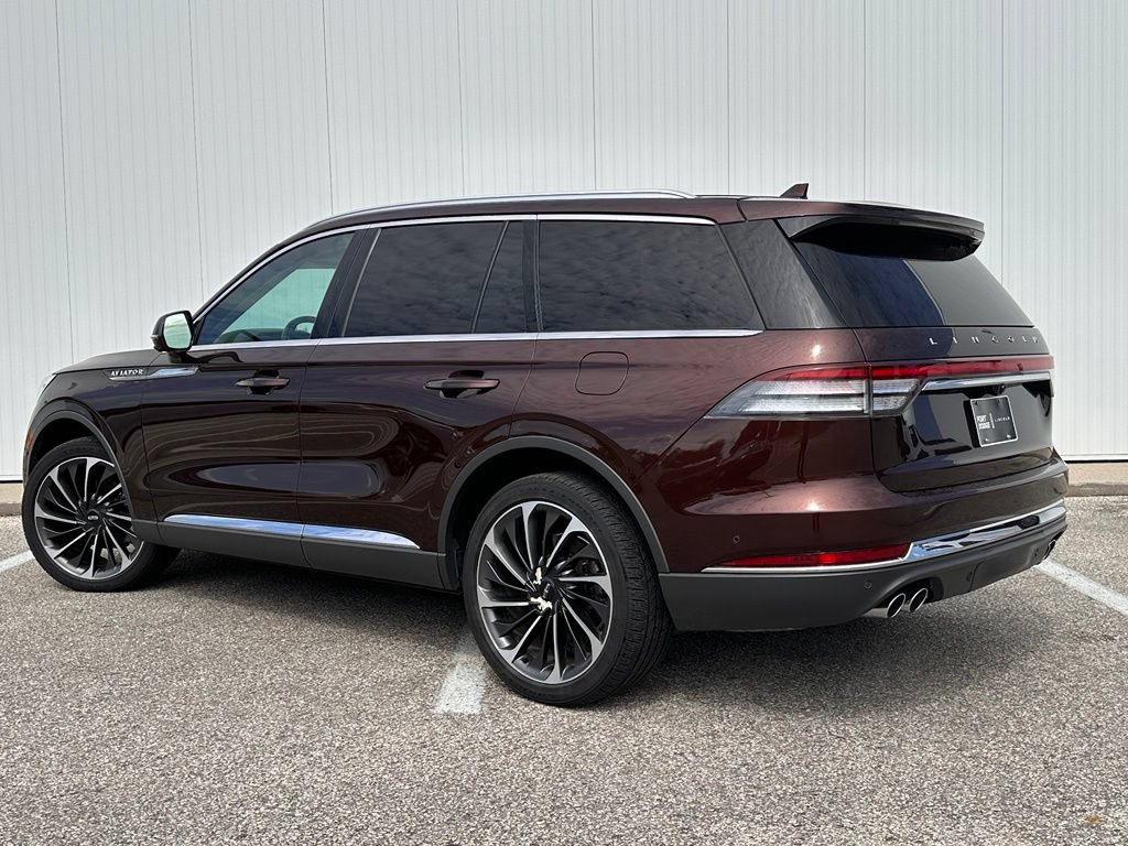 Used 2020 Lincoln Aviator Reserve w/ Equipment Group 202A AWD/4WD image 3