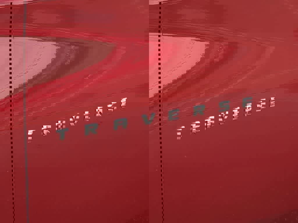 Used 2024 Chevrolet Traverse LT image 12