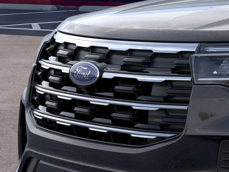 Used 2026 Ford Explorer Active AWD/4WD image 17