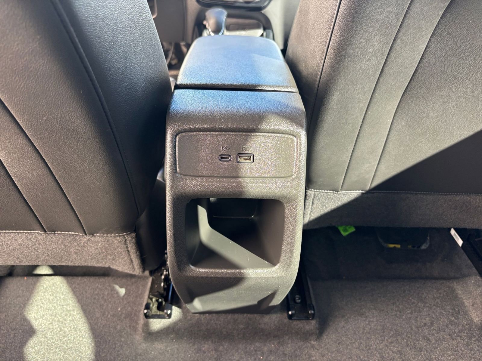 Used 2025 Chevrolet Trax LT image 24