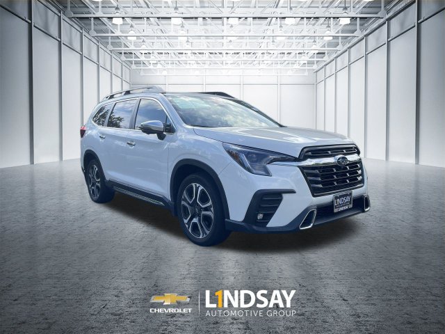 Used 2023 Subaru Ascent Touring AWD/4WD image 2