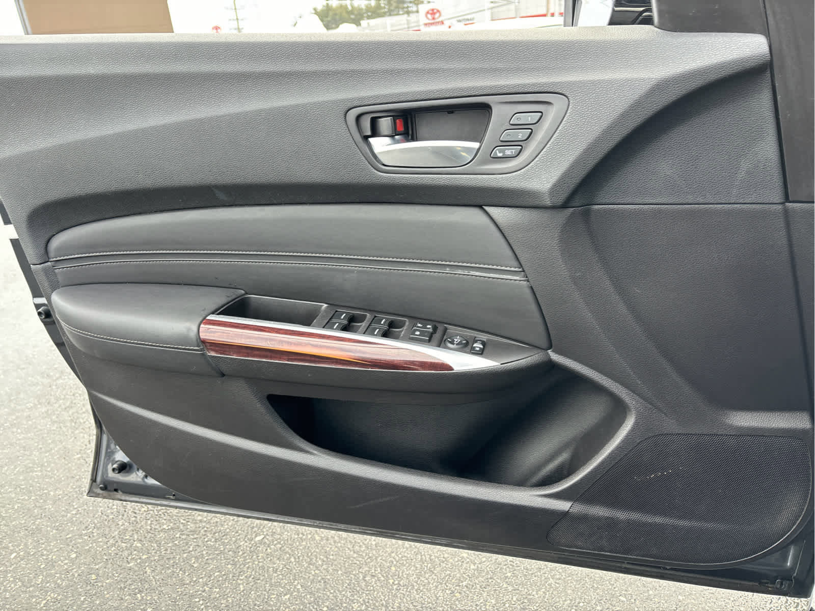 Used 2016 Acura TLX image 22