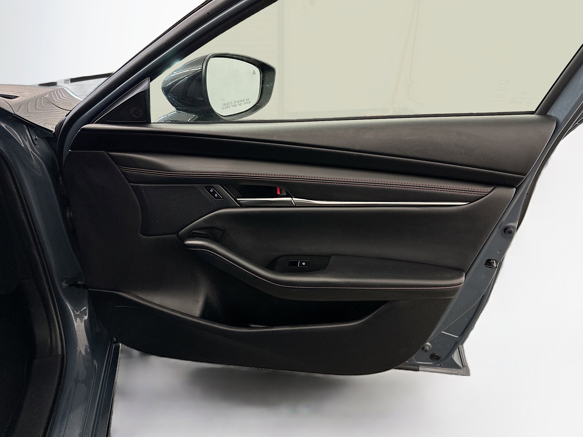 Used 2024 MAZDA MAZDA3 s image 34