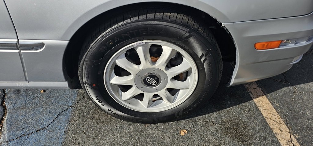 Used 2006 Kia Amanti image 27