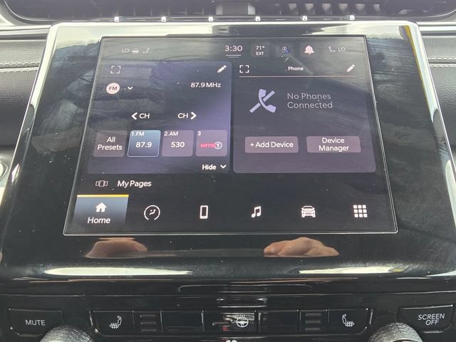 Used 2023 Jeep Grand Cherokee Altitude AWD/4WD image 22