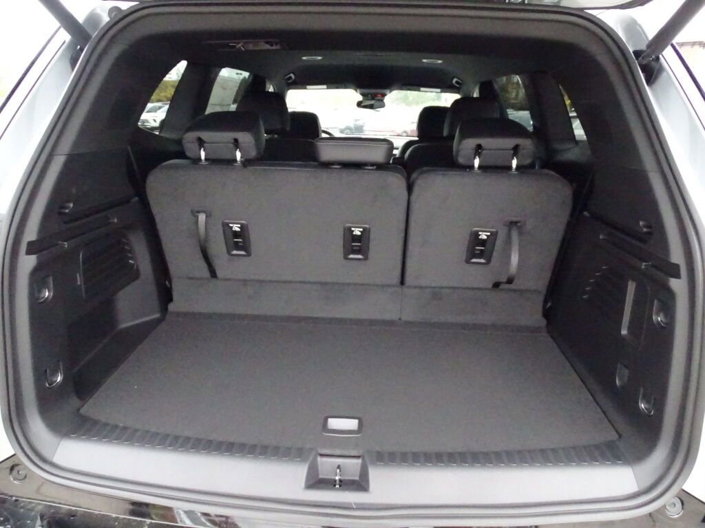 New 2025 Buick Enclave Sport Touring w/ Super Cruise Package image 19