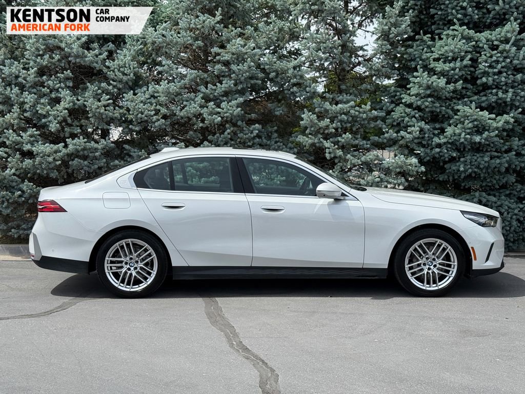 Used 2025 BMW 530i xDrive 530i xDrive image 11