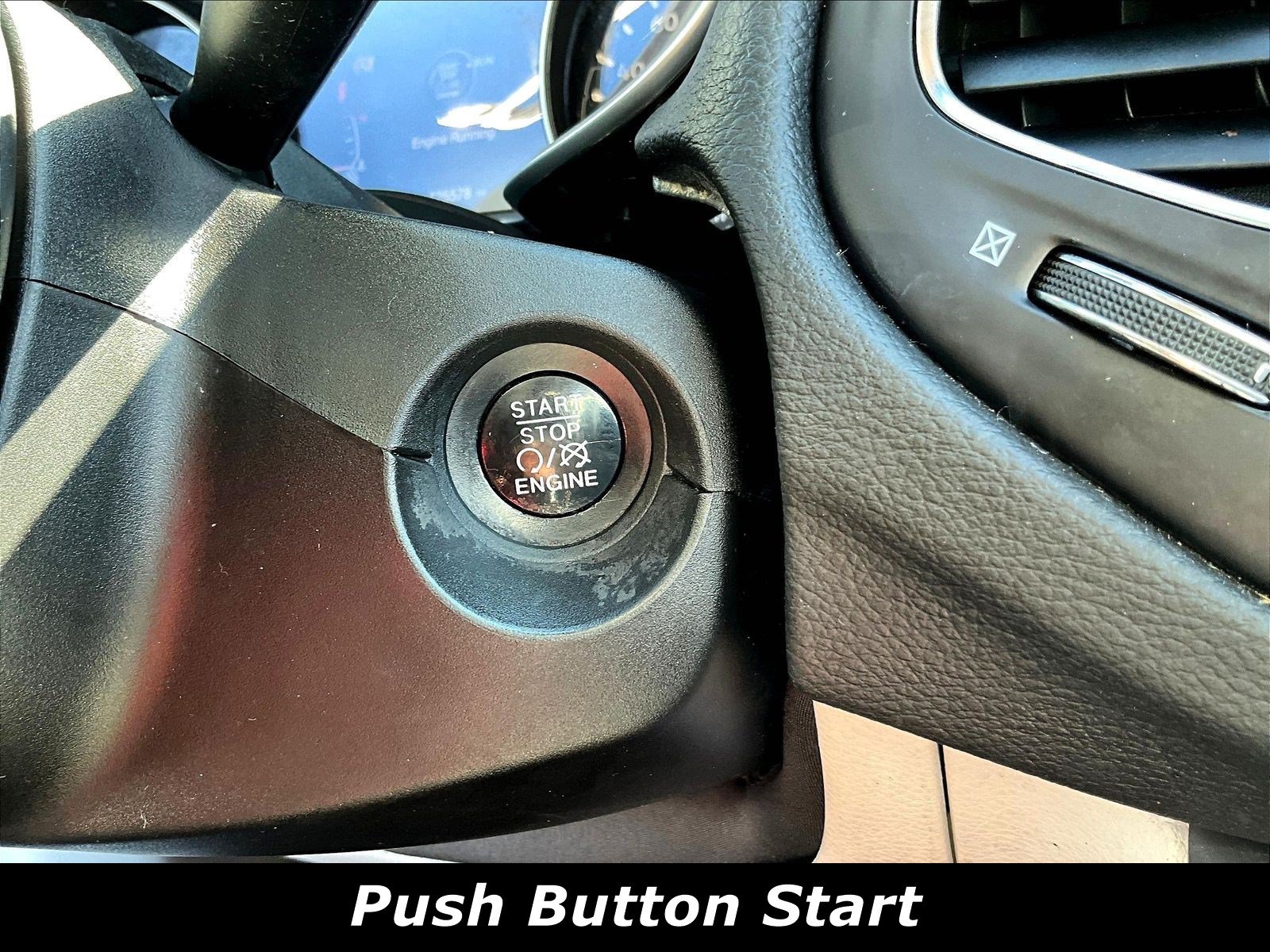 Used 2018 Jeep Compass Latitude w/ Popular Equipment Group FWD image 37