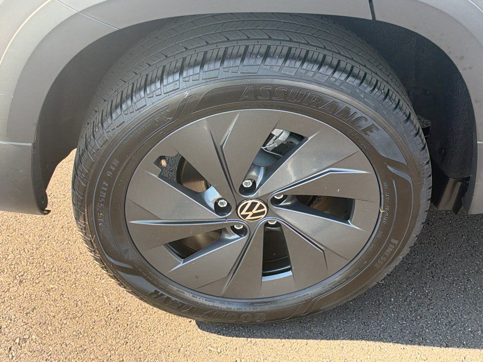 Used 2025 Volkswagen Taos S FWD image 17
