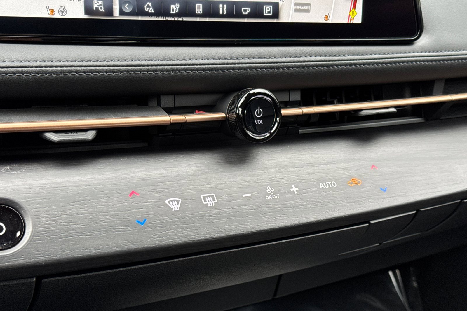 Certified 2023 Nissan Ariya ENGAGE e-4ORCE image 24