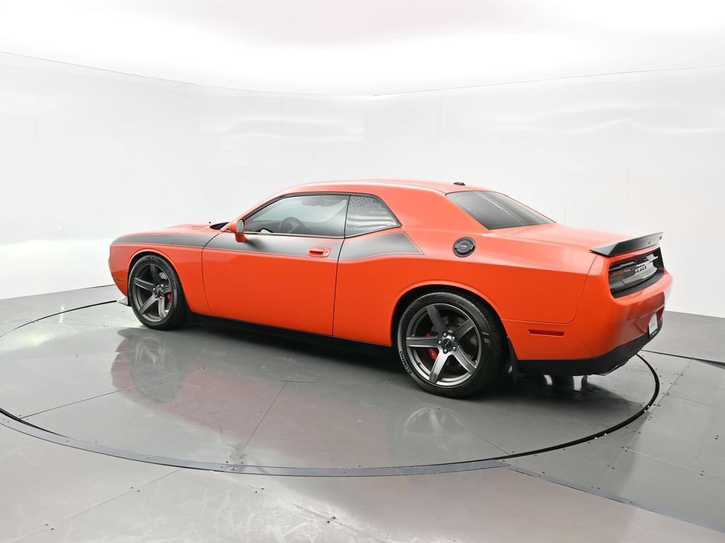 Used 2009 Dodge Challenger SRT8 RWD image 4