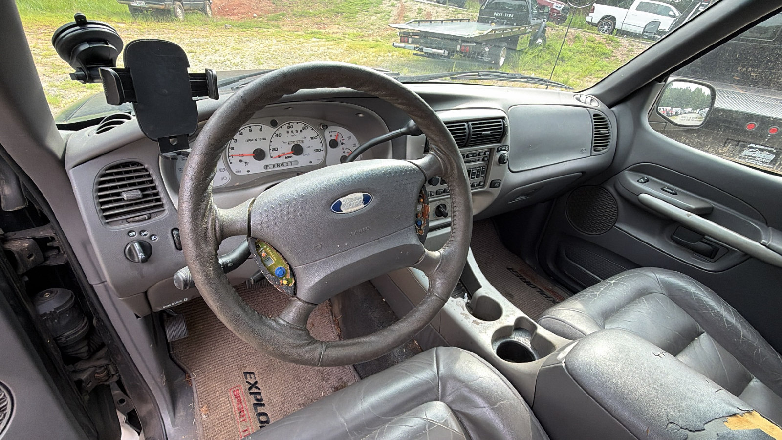 Used 2001 Ford Explorer Sport Trac 4x4 image 19