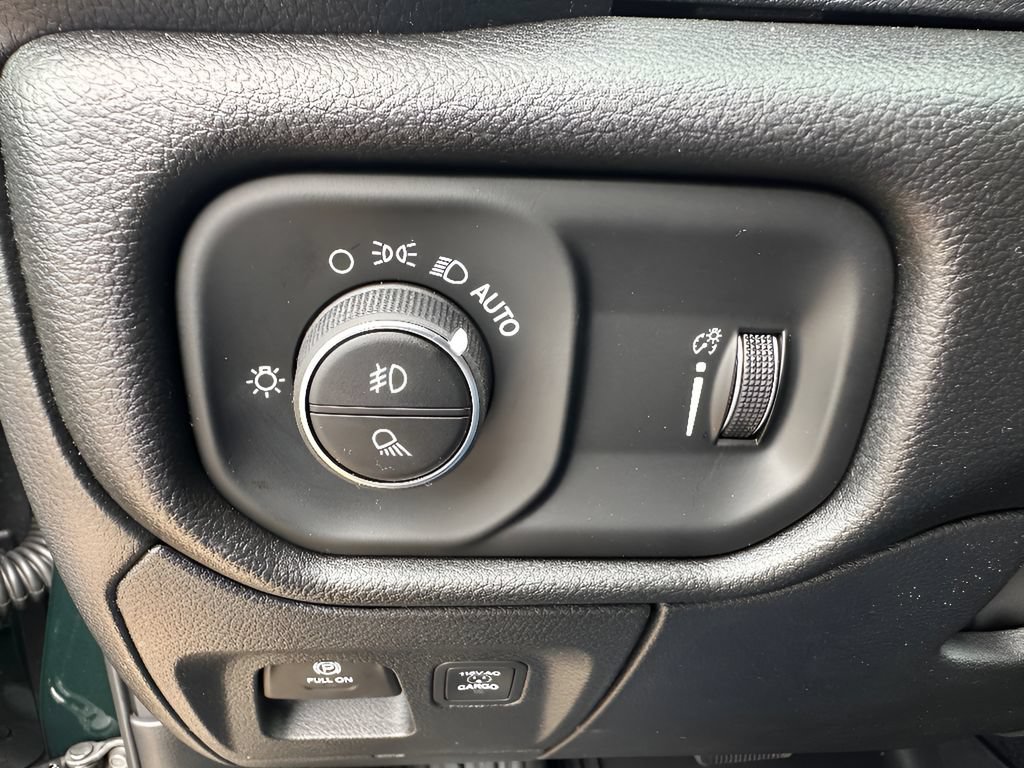 New 2026 RAM 1500 Classic Warlock AWD/4WD image 27